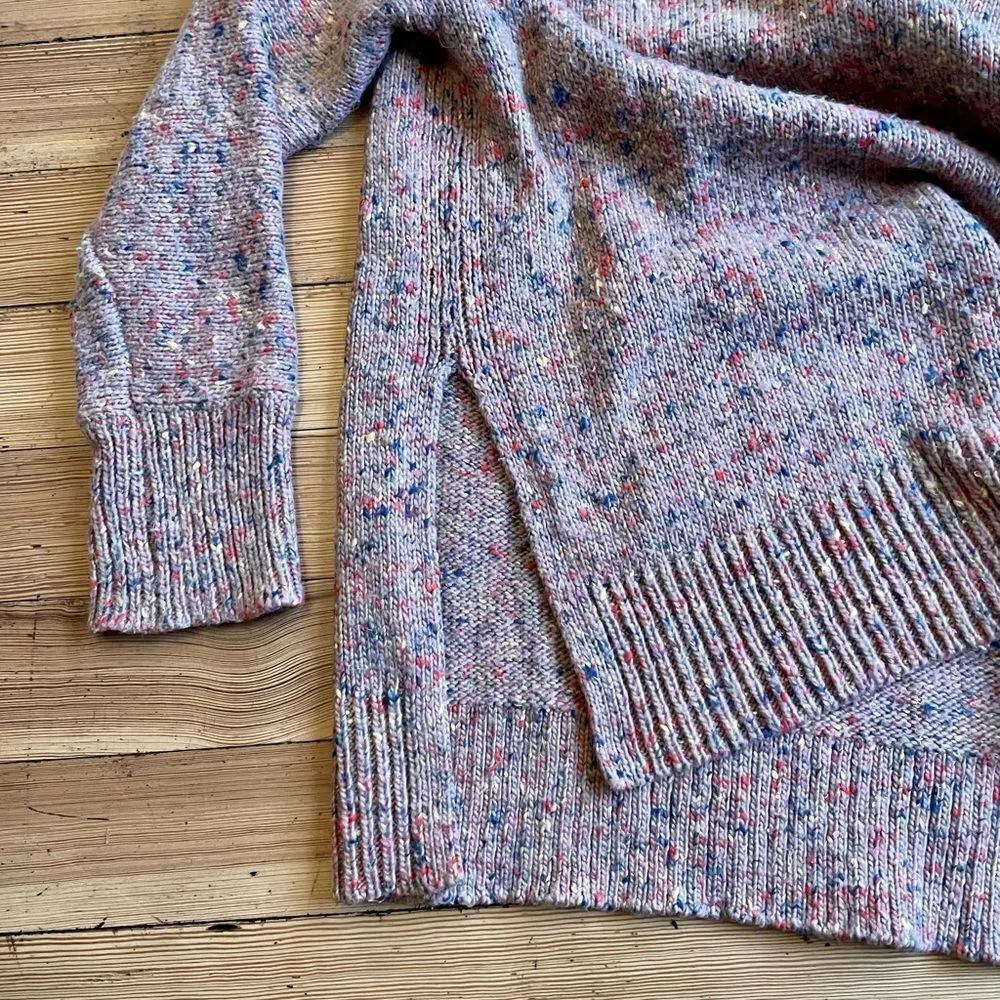 Lou & Grey multicolor speckled side slit sweater. Size M.